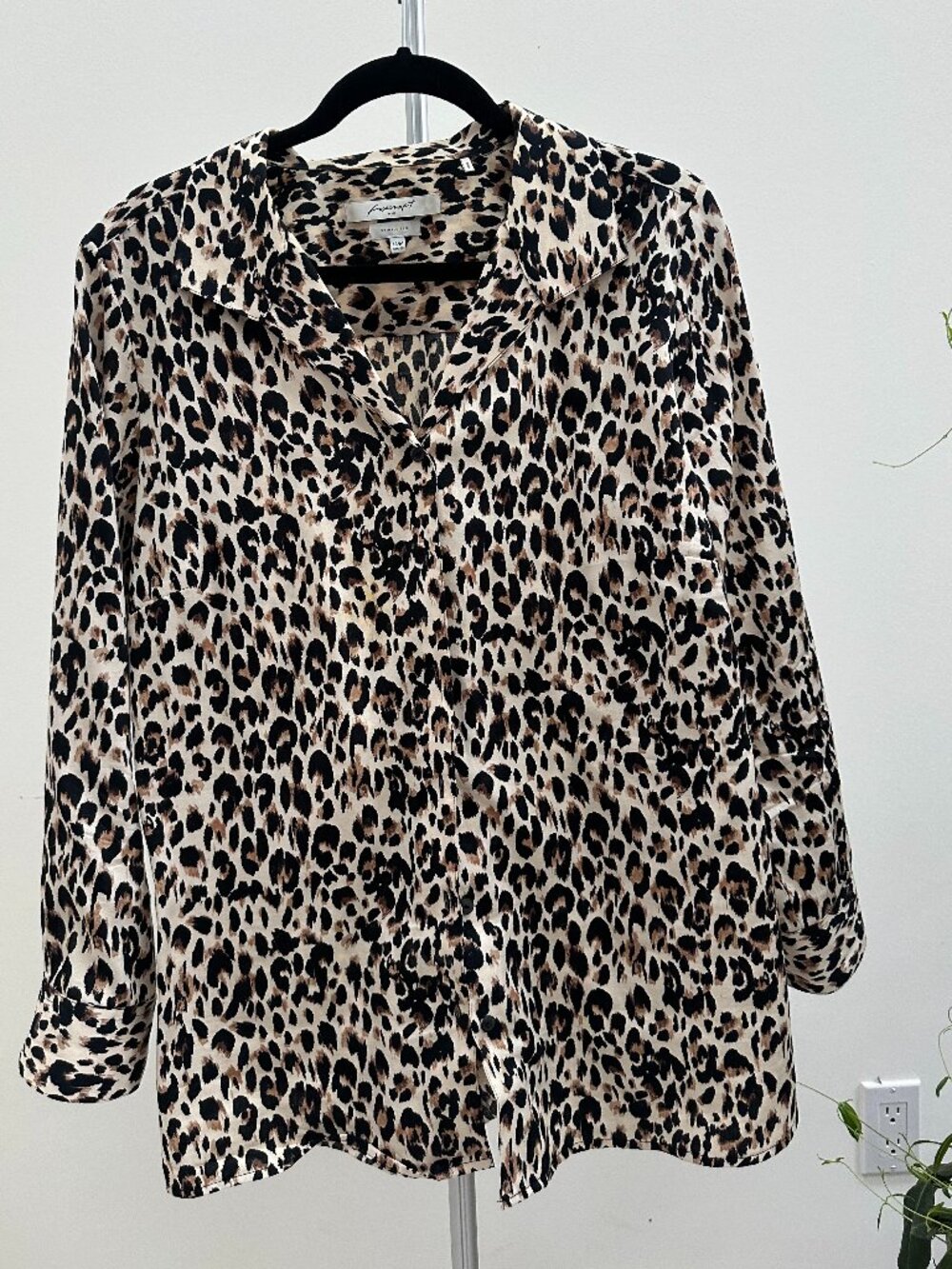 Women's 100% Cotton Foxcroft Button-Down Blouse